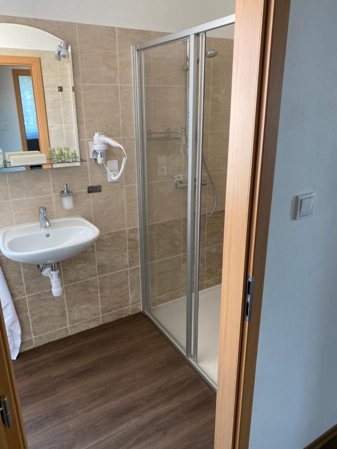 Apartmany Krupka エクステリア 写真