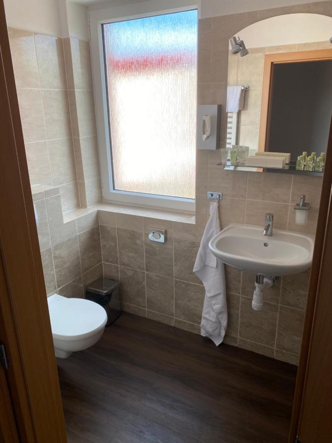 Apartmany Krupka エクステリア 写真