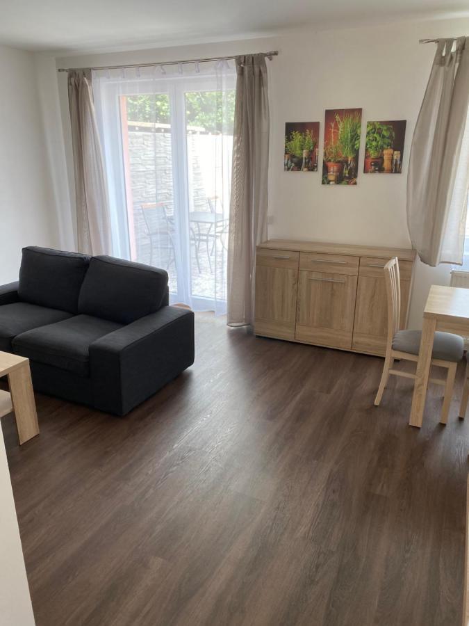 Apartmany Krupka エクステリア 写真