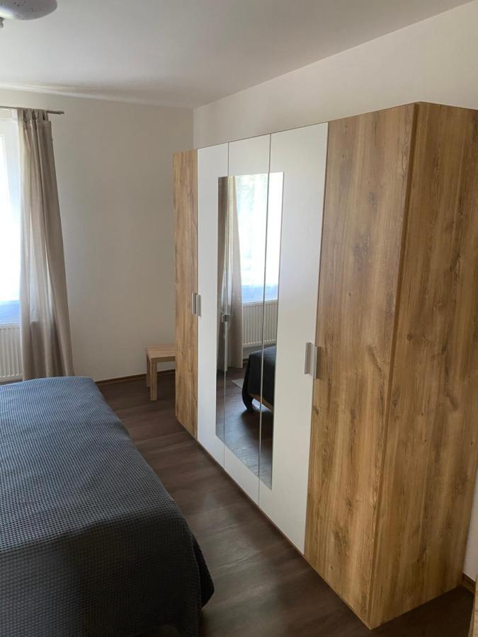 Apartmany Krupka エクステリア 写真