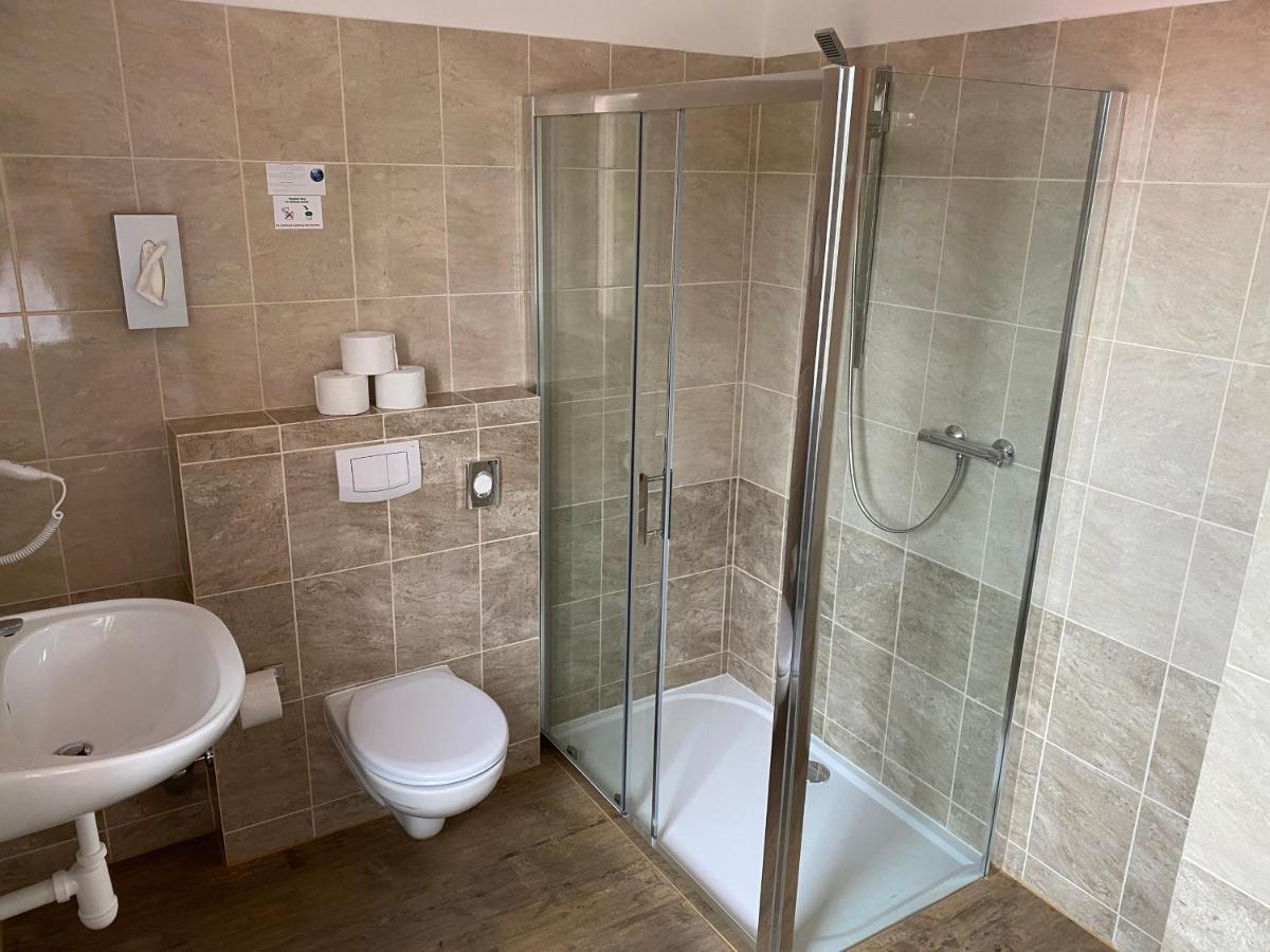 Apartmany Krupka エクステリア 写真