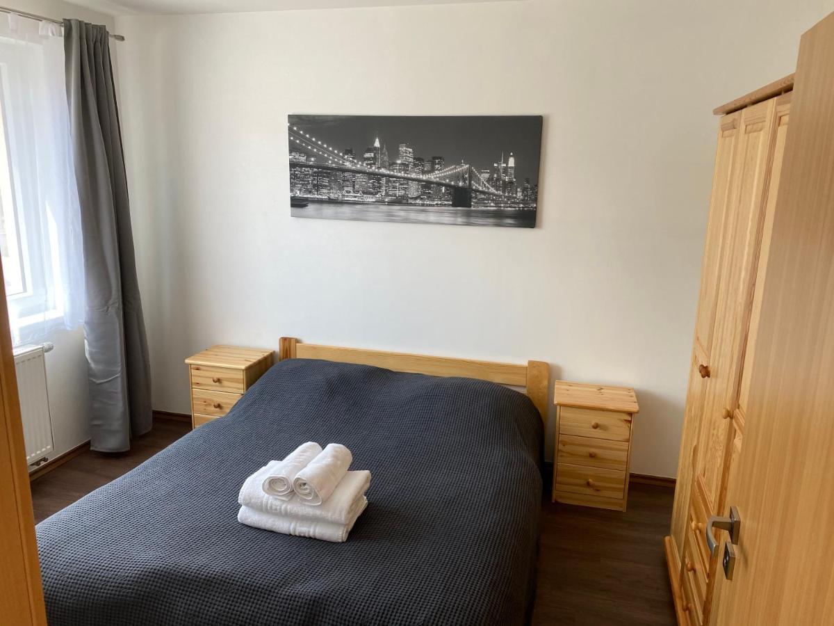 Apartmany Krupka エクステリア 写真