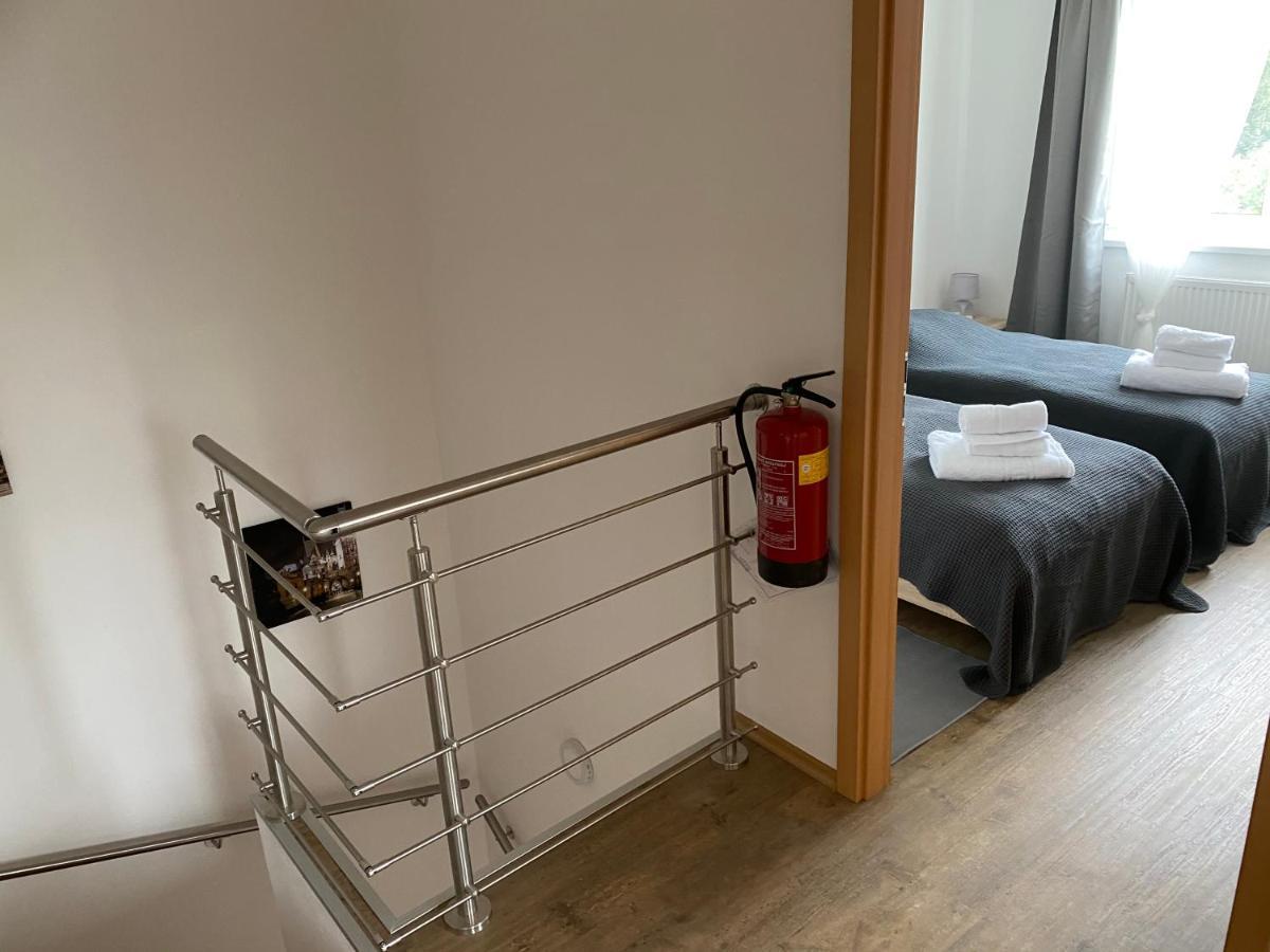 Apartmany Krupka エクステリア 写真